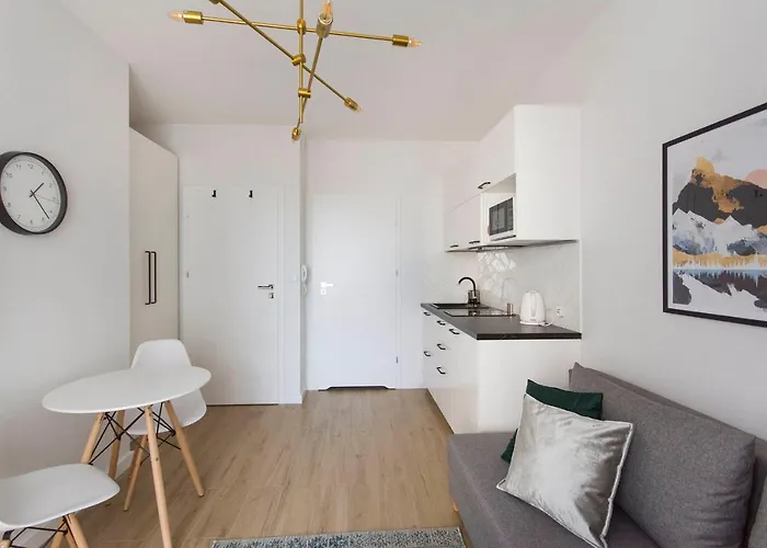 Апартаменты Citystay Centrum *